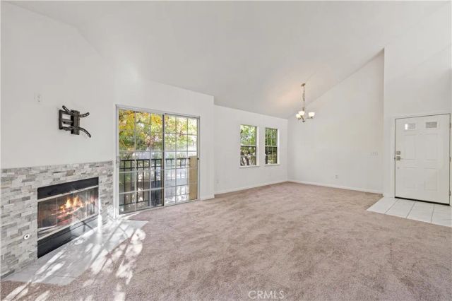 24143 Del Monte 284, Valencia, CA 91355