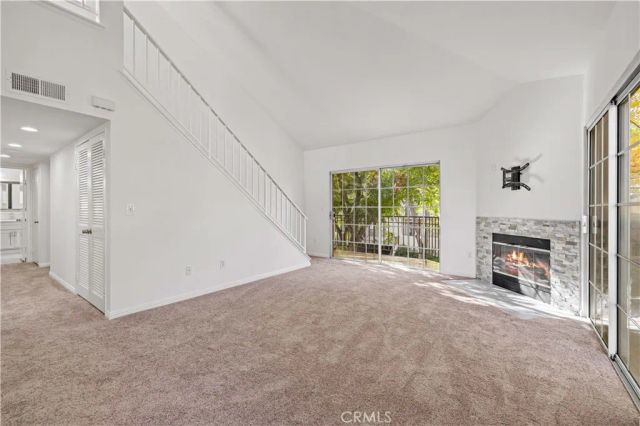 24143 Del Monte 284, Valencia, CA 91355