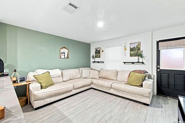 7607 Parish Place, San Antonio, TX 78253