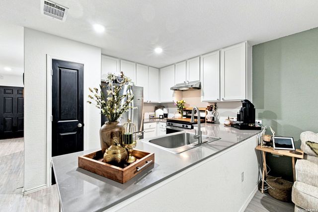 7607 Parish Place, San Antonio, TX 78253