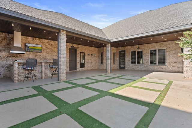 9005 Juneau Avenue, Lubbock, TX 79424