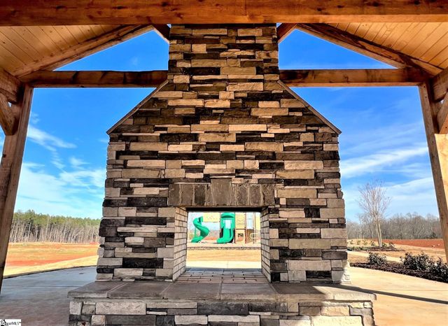 2538 S Christo Lane, Wellford, SC 29384
