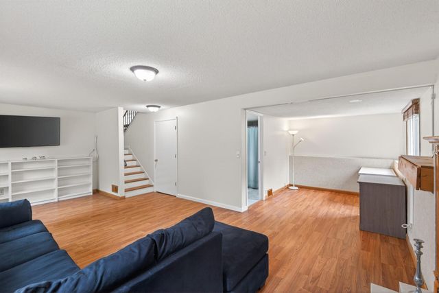 8522 Darnel Road, Eden Prairie, MN 55347