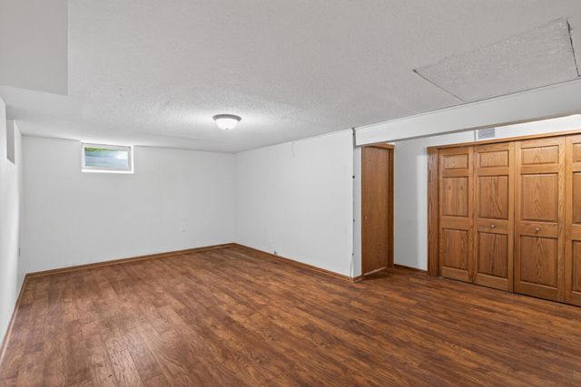 8522 Darnel Road, Eden Prairie, MN 55347