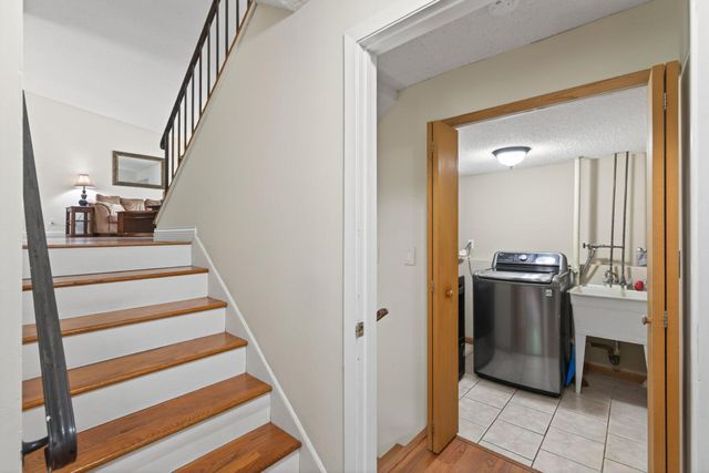 8522 Darnel Road, Eden Prairie, MN 55347
