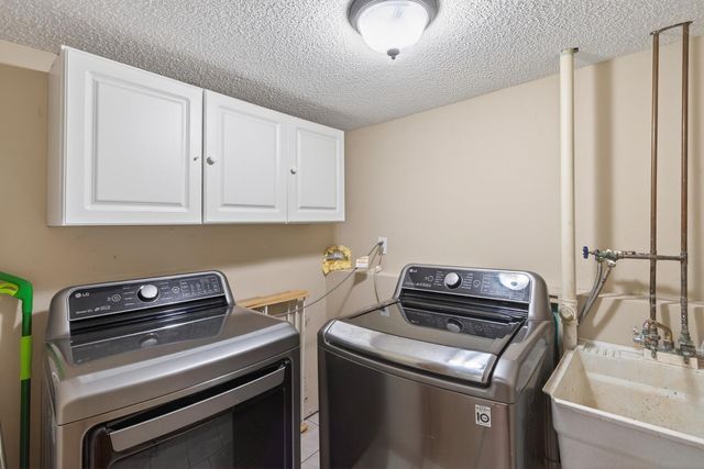 8522 Darnel Road, Eden Prairie, MN 55347
