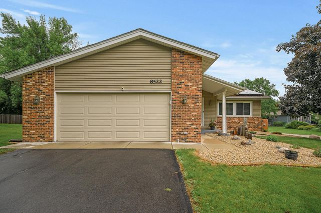 8522 Darnel Road, Eden Prairie, MN 55347