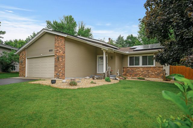8522 Darnel Road, Eden Prairie, MN 55347