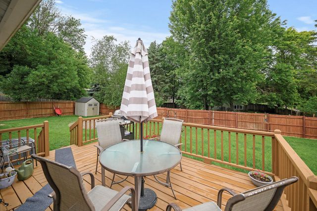 8522 Darnel Road, Eden Prairie, MN 55347