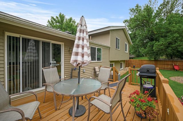 8522 Darnel Road, Eden Prairie, MN 55347