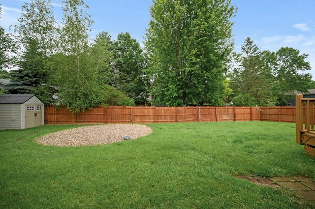 8522 Darnel Road, Eden Prairie, MN 55347