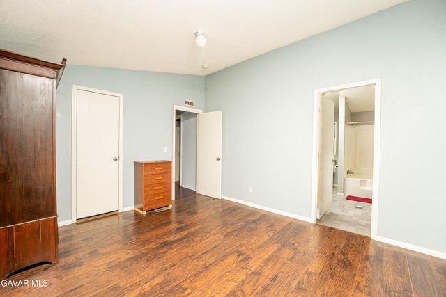 3255 E Avenue R 91, Palmdale, CA 93550