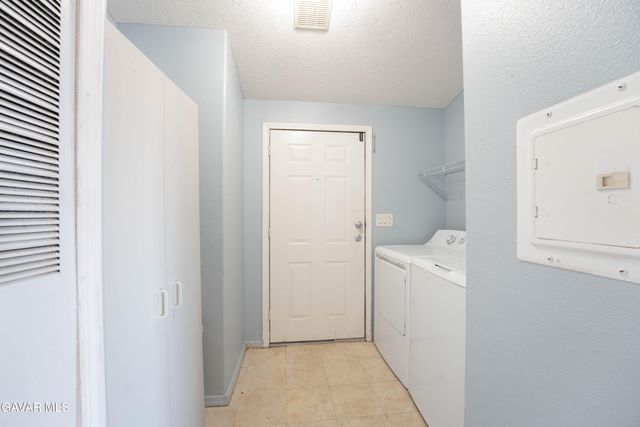 3255 E Avenue R 91, Palmdale, CA 93550