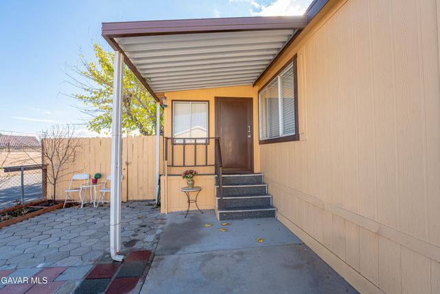 3255 E Avenue R 91, Palmdale, CA 93550