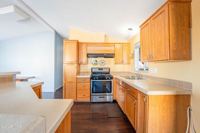 3255 E Avenue R 91, Palmdale, CA 93550