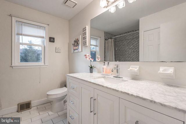 3473 E GATE PL, Southampton, PA 18966