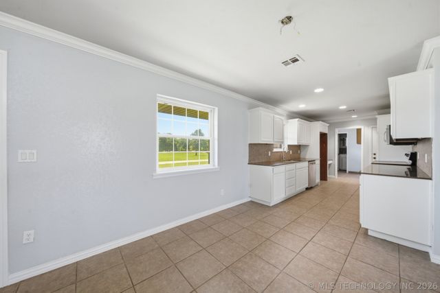 17608 N 161st East Avenue, Oologah, OK 74053