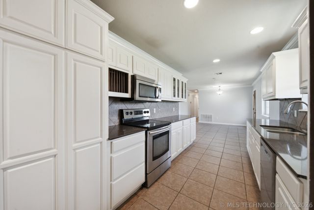17608 N 161st East Avenue, Oologah, OK 74053