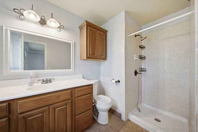17608 N 161st East Avenue, Oologah, OK 74053
