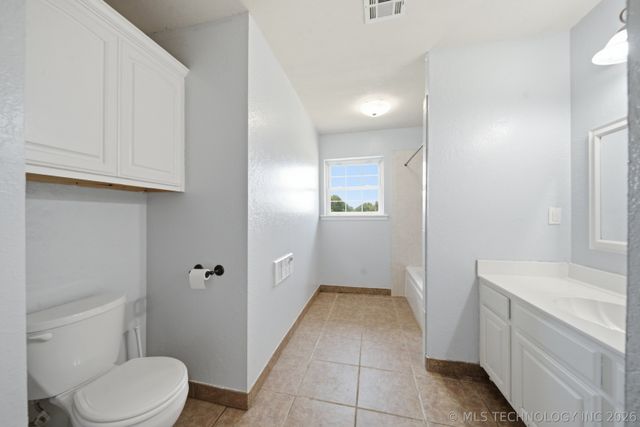 17608 N 161st East Avenue, Oologah, OK 74053