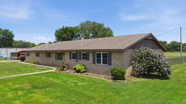 17608 N 161st East Avenue, Oologah, OK 74053