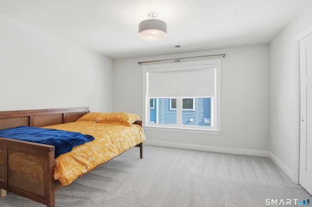 46 Soderman Way 46, Cheshire, CT 06410