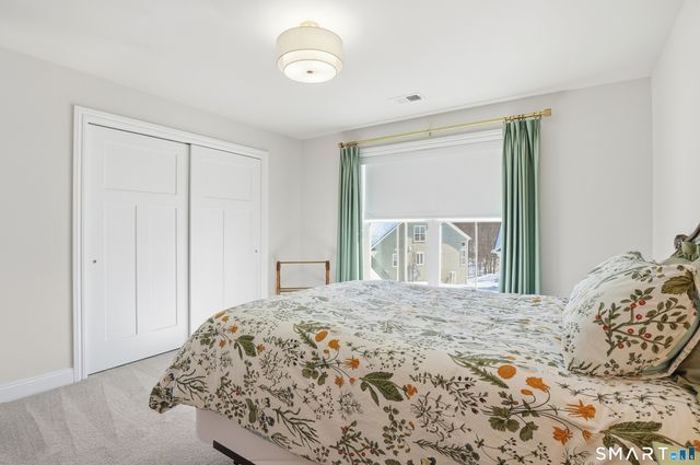 46 Soderman Way 46, Cheshire, CT 06410