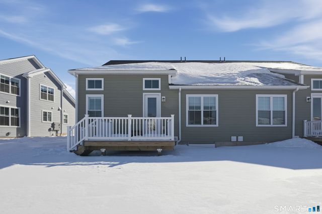 46 Soderman Way 46, Cheshire, CT 06410