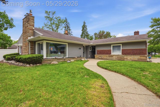 18405 Westland Avenue, Southfield, MI 48075