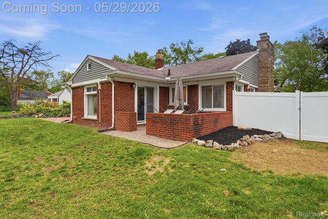 18405 Westland Avenue, Southfield, MI 48075
