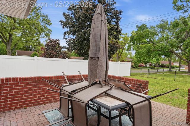 18405 Westland Avenue, Southfield, MI 48075