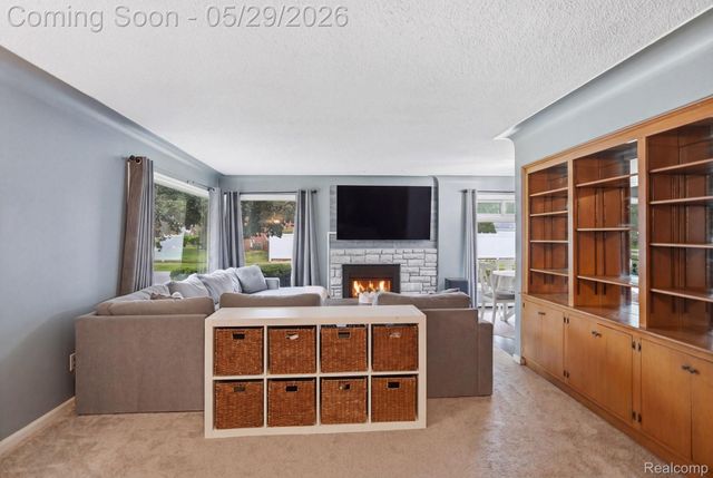 18405 Westland Avenue, Southfield, MI 48075