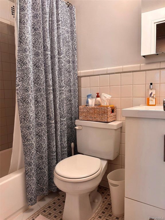 61-25 97th Street 6E, Rego Park, NY 11374 — photo 5