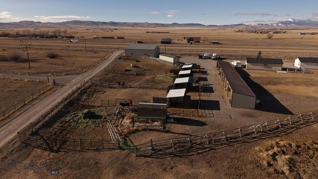 4237 Mt Highway 91 S A-D, Dillon, MT 59725