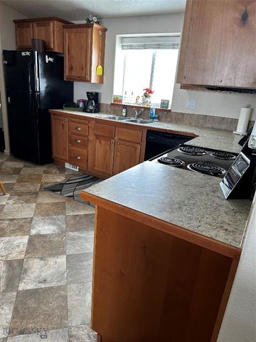 4237 Mt Highway 91 S A-D, Dillon, MT 59725