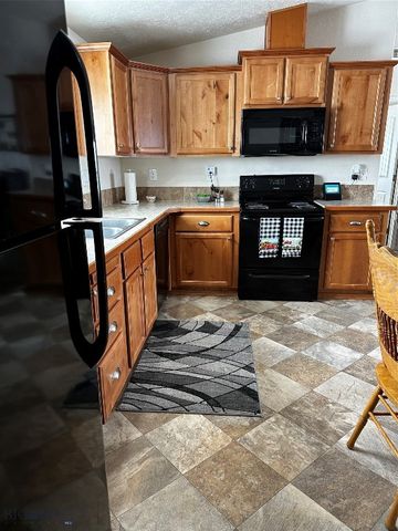 4237 Mt Highway 91 S A-D, Dillon, MT 59725