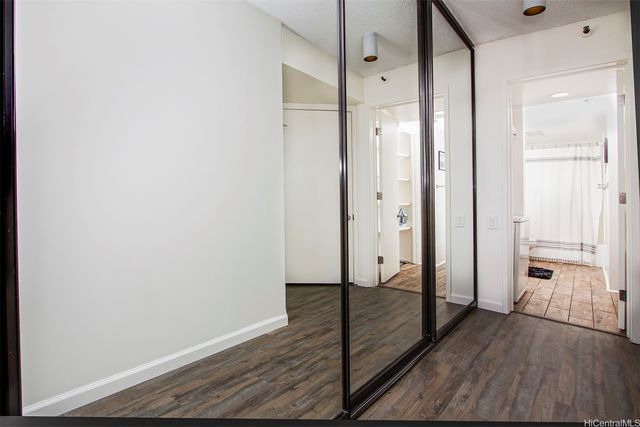 60 N Beretania Street 1809, Honolulu, HI 96817