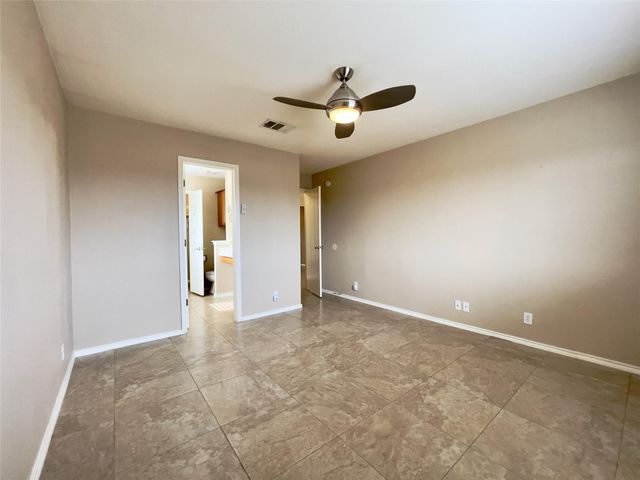 318 Mitchell DR, Hutto, TX 78634