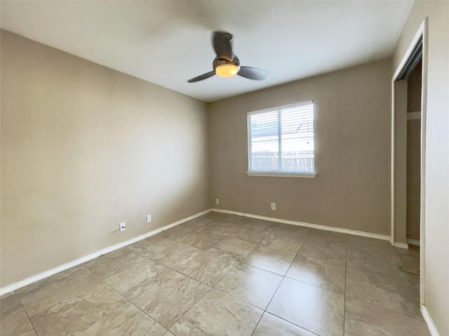 318 Mitchell DR, Hutto, TX 78634