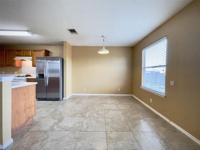 318 Mitchell DR, Hutto, TX 78634