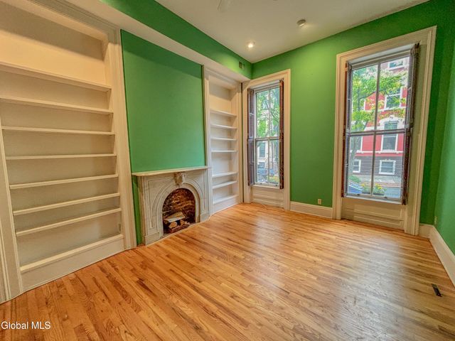 149 Lancaster Street, Albany, NY 12210