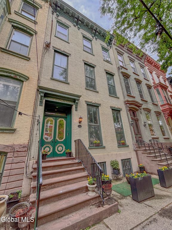 149 Lancaster Street, Albany, NY 12210