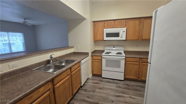 6650 West Warm Springs Road 1064, Las Vegas, NV 89118