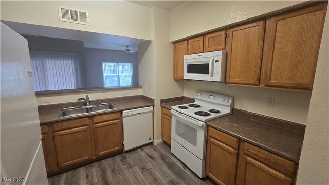 6650 West Warm Springs Road 1064, Las Vegas, NV 89118