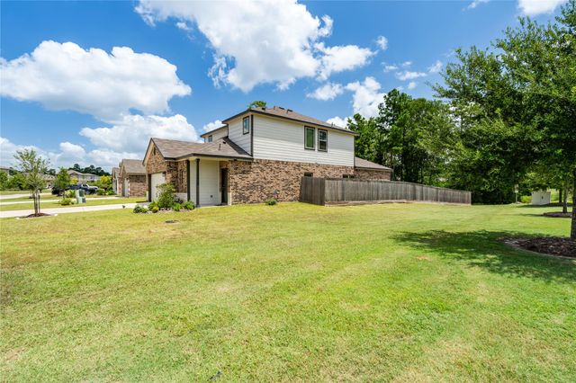 97 Courageous Side Way, Magnolia, TX 77354