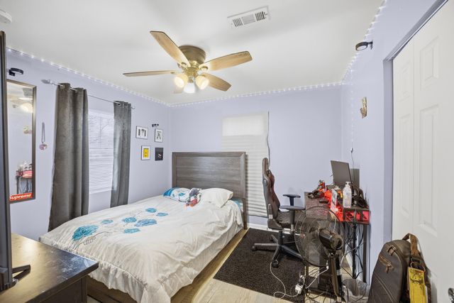 4100 W 19th Place, Gary, IN 46404