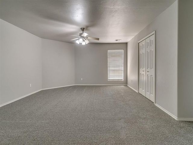2047 Park Avenue, Newcastle, OK 73065