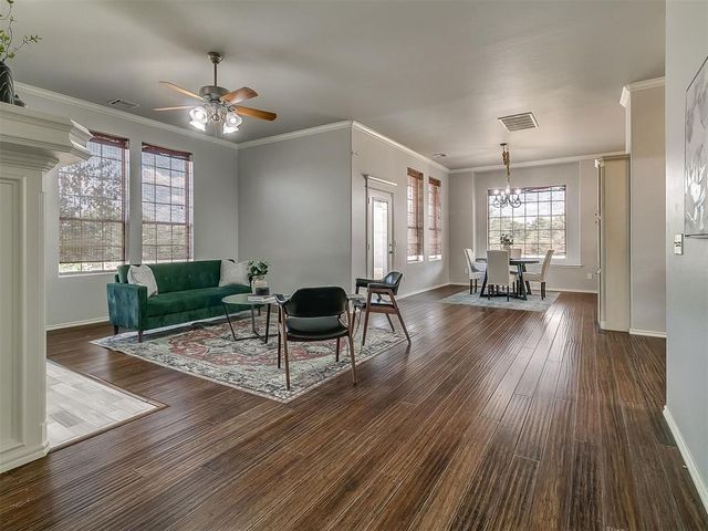 2047 Park Avenue, Newcastle, OK 73065