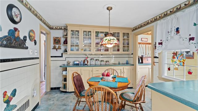 14 Barnes Street, Smithfield, RI 02828