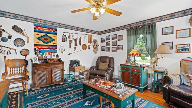 14 Barnes Street, Smithfield, RI 02828